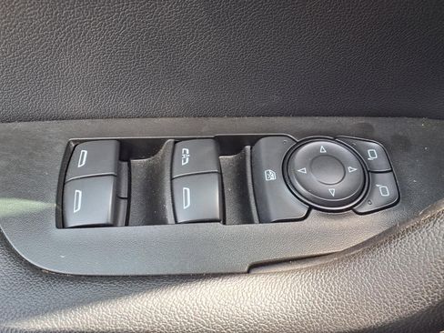 Used 2025 Chevrolet Blazer LT image 8