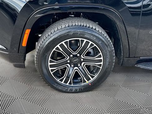 New 2026 Jeep Grand Wagoneer 2WD image 34