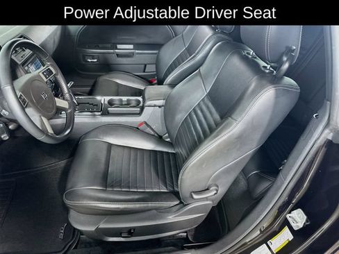 Used 2010 Dodge Challenger R/T RWD image 18