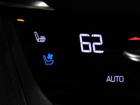 Used 2019 Cadillac XT5 Premium Luxury image 49