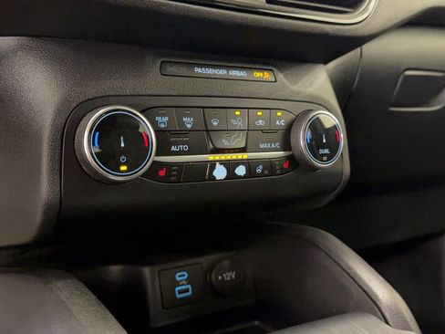 Used 2023 Ford Escape ST-Line AWD/4WD image 22