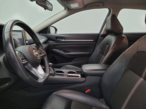 Used 2023 Nissan Altima 2.5 SR image 17