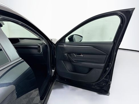 Used 2025 MAZDA CX-50 AWD 2.5 S w/ Preferred Package image 32