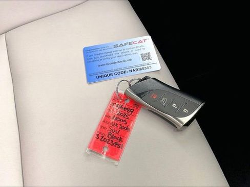 Used 2025 Lexus UX 300h FWD w/ Accessory Package (Z1) image 11