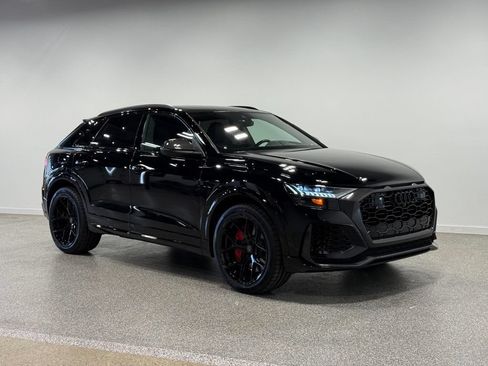 Used 2021 Audi RS Q8 w/ Carbon Optic Package AWD/4WD image 33