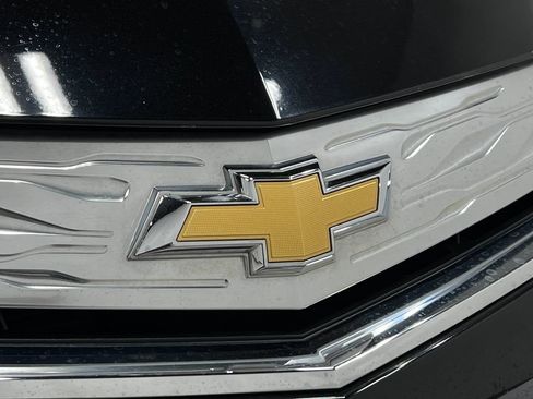 Used 2017 Chevrolet Volt Premier w/ Driver Confidence II Package FWD image 39