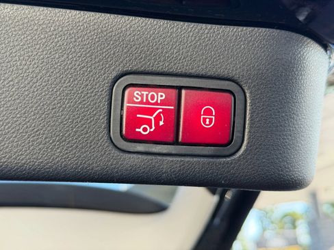 Used 2016 Mercedes-Benz GLE 350 image 26