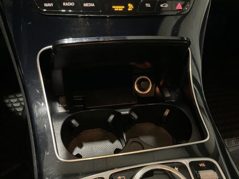 Used 2018 Mercedes-Benz C 300 4MATIC Cabriolet image 22