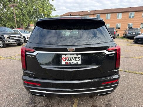 Used 2020 Cadillac XT6 Premium Luxury AWD/4WD image 6