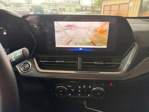 Used 2025 Chevrolet Trax ACTIV w/ Driver Confidence Package image 13