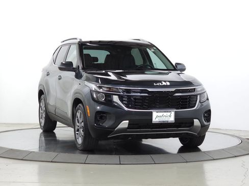 Used 2024 Kia Seltos S FWD image 1