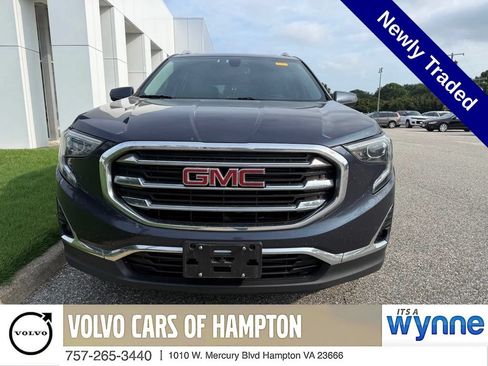 Used 2018 GMC Terrain SLT w/ Preferred Package FWD image 3