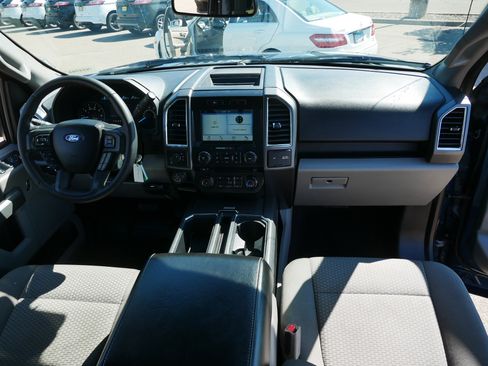 Used 2016 Ford F150 XLT w/ Equipment Group 302A Luxury AWD/4WD image 10
