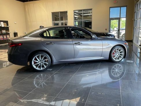 Used 2022 Alfa Romeo Giulia Ti w/ Active Assist Plus Package AWD/4WD image 6