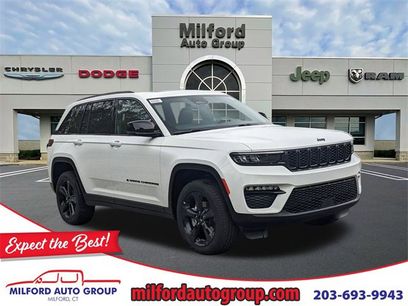 New 2025 Jeep Grand Cherokee Limited w/ Black Appearance Package