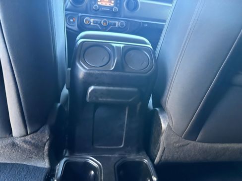 Used 2021 Jeep Wrangler Unlimited Sport image 16