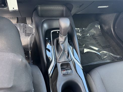 Used 2022 Toyota Corolla LE w/ Carpet Mat Package (TMS) FWD image 15