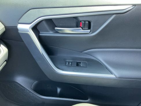 Used 2024 Toyota RAV4 XLE image 16