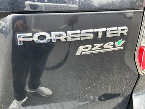 Used 2014 Subaru Forester 2.5i Limited image 10