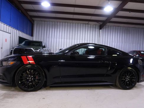 Used 2017 Ford Mustang GT Premium w/ GT Performance Package image 1