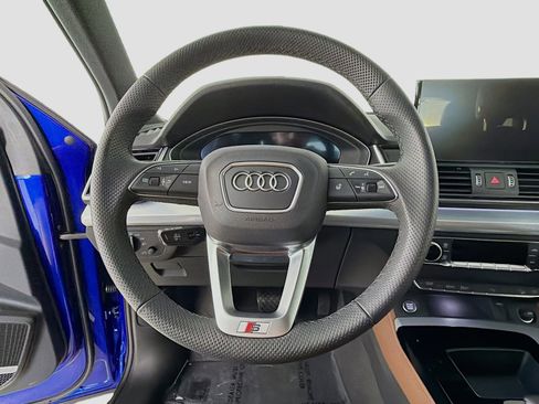 Certified 2025 Audi Q5 2.0T Premium Plus w/ Premium Plus Package AWD/4WD image 11