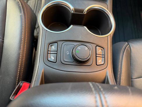 Used 2018 GMC Terrain SLT w/ Preferred Package image 31