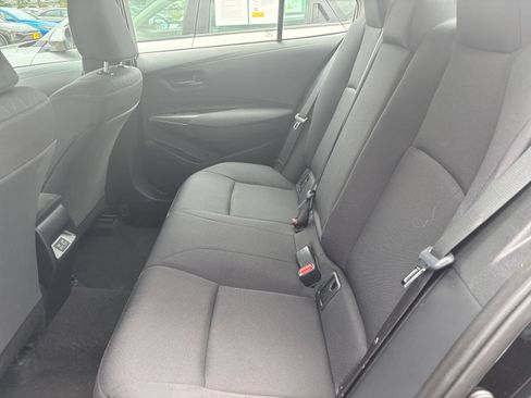 Used 2025 Toyota Corolla LE FWD image 22