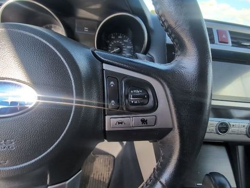 Used 2016 Subaru Outback 2.5i Limited image 17