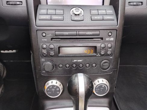 Used 2006 Nissan 350Z Touring image 21