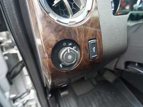 Used 2016 Ford F250 Platinum w/ FX4 Off-Road Package AWD/4WD image 20
