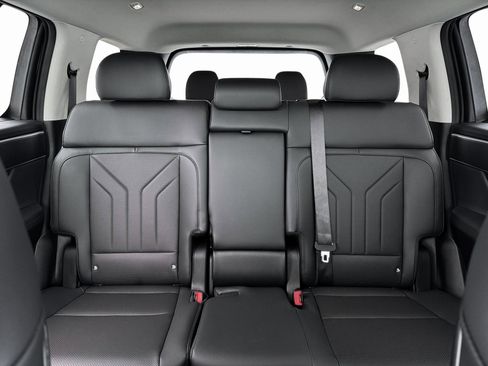 New 2026 Hyundai Santa Fe SEL image 16