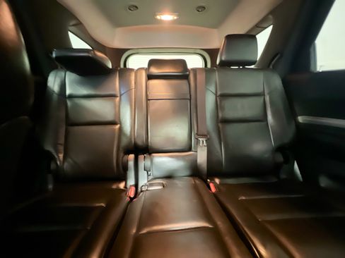 Used 2019 Dodge Durango SXT image 33