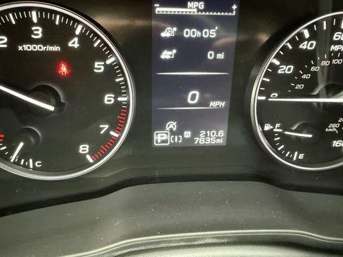 Used 2024 Subaru Crosstrek 2.0i Premium image 22