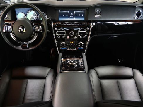Used 2022 Rolls-Royce Cullinan AWD/4WD image 4