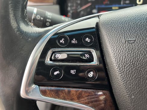 Used 2014 Cadillac XTS Premium image 19