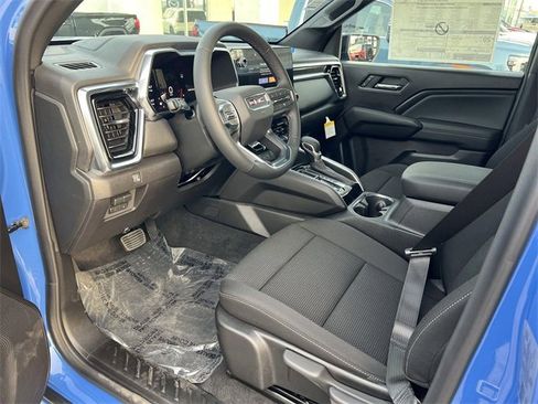 New 2026 GMC Canyon Elevation image 9