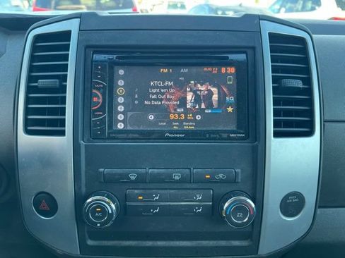 Used 2012 Nissan Xterra S AWD/4WD image 17