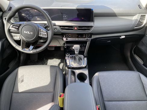 New 2026 Kia Seltos EX image 10