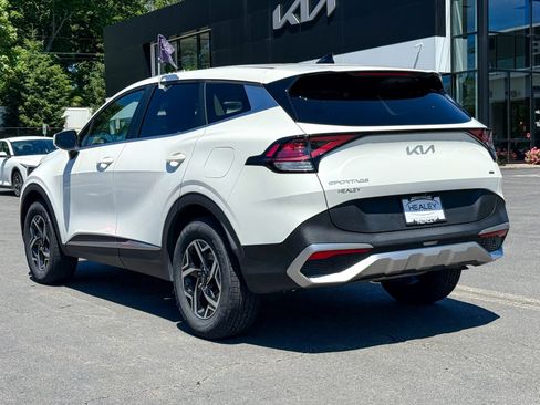 Certified 2023 Kia Sportage LX AWD/4WD image 6