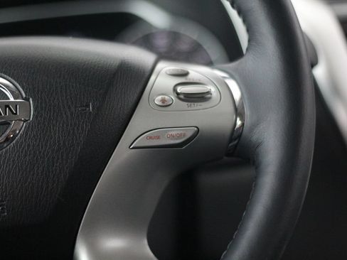 Used 2018 Nissan Murano SL w/ Midnight Edition Package FWD image 13