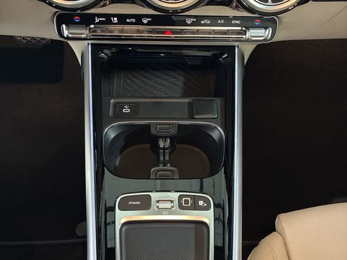 Used 2025 Mercedes-Benz GLB 250 GLB 250 image 19