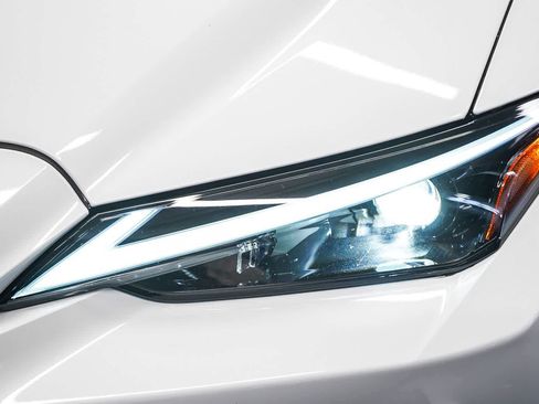 Used 2025 Lexus IS 300 F Sport image 7