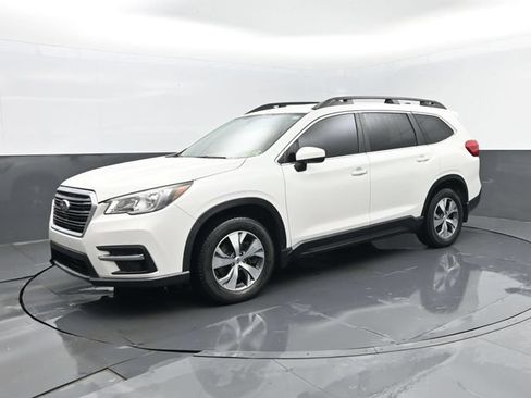 Used 2020 Subaru Ascent Premium w/ Convenience Package AWD/4WD image 1