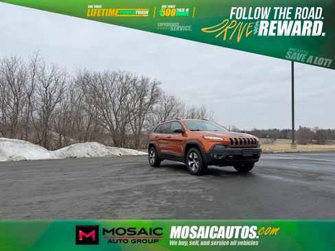 Used 2016 Jeep Cherokee Trailhawk w/ Leather Interior Group image 1