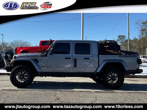 Used 2020 Jeep Gladiator Overland AWD/4WD image 4