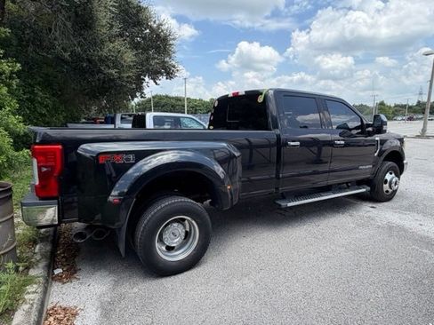 Used 2017 Ford F350 Lariat w/ Lariat Ultimate Package AWD/4WD image 3