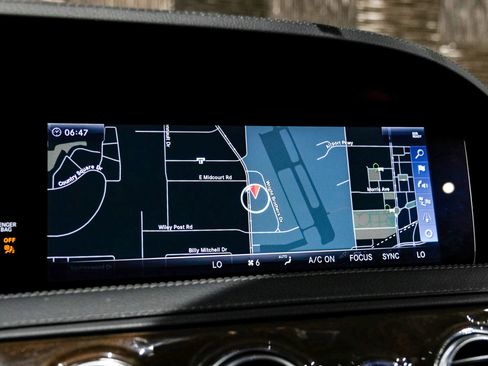 Used 2018 Mercedes-Benz S 560 4MATIC Sedan image 19