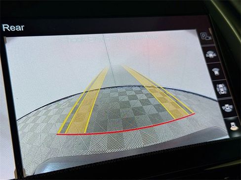 Used 2021 Aston Martin DBX image 16