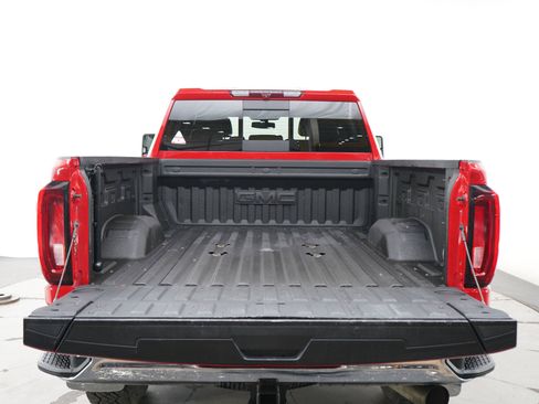 Used 2023 GMC Sierra 2500 SLT w/ SLT Convenience Package AWD/4WD image 15