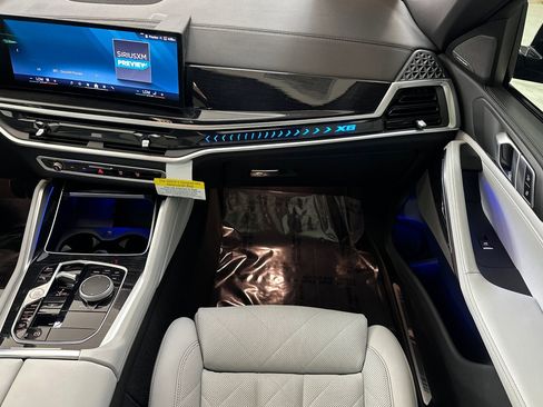 Certified 2024 BMW X6 xDrive40i w/ Premium Package image 30